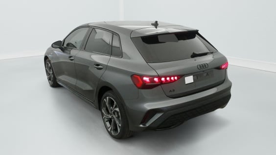 Audi A3 SPORTBACK NOUVELLE 45 TFSI E HYBRIDE RECHARGEABLE 272 S TRONIC 6 S LINE Gris Daytona