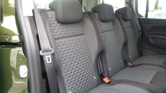 Peugeot Rifter Rifter M BlueHDi 130 S&S EAT8 5pl GT Sirkka Green