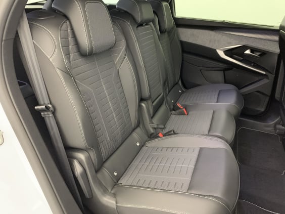 Peugeot 5008 Hybrid 145 e-DCS6 GT Blanc Okenite / Toit Noir