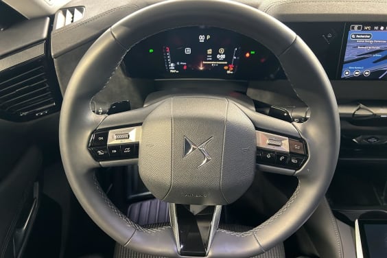 DS DS4 BlueHDi 130 EAT8 Etoile - Alcantara Vol De Nuit