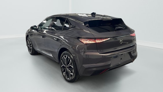 DS DS4 BlueHDi 130 EAT8 Etoile - Alcantara Vol De Nuit