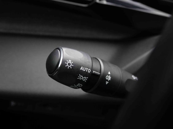 Peugeot 408 HYBRID 145 AUT ALLURE Gris
