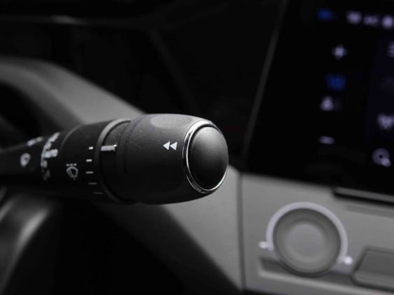 Peugeot 408 HYBRID 145 AUT ALLURE Gris