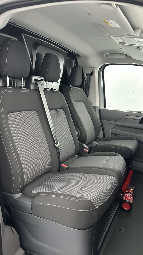 Volkswagen Transporter Transporter T7 L1H1 2.0 TDI 150ch Business BVA8 Stone Grey