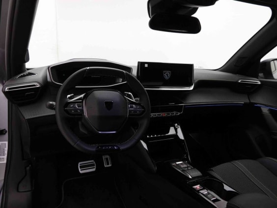 Peugeot 2008 HYBRID 145 AUT GT Gris