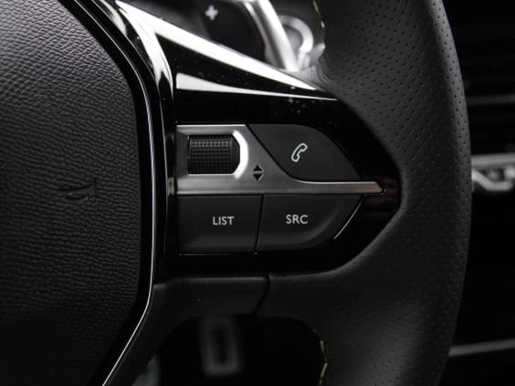 Peugeot 2008 HYBRID 145 AUT GT Gris