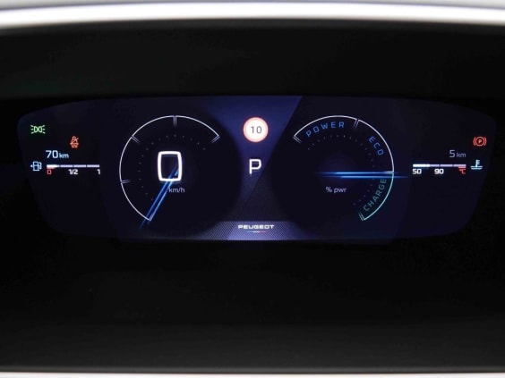 Peugeot 2008 HYBRID 145 AUT GT Gris