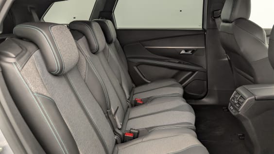 Peugeot 5008 Hybrid 136 e-DCS6 Allure Pack Gris Artense / Toit Noir