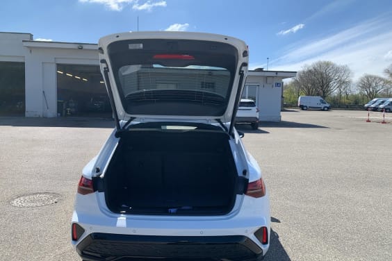 Audi A3 SPORTBACK NOUVELLE 45 TFSI E HYBRIDE RECHARGEABLE 272 S TRONIC 6 S LINE Blanc Arcona