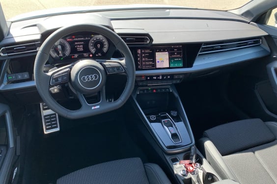 Audi A3 SPORTBACK NOUVELLE 45 TFSI E HYBRIDE RECHARGEABLE 272 S TRONIC 6 S LINE Blanc Arcona