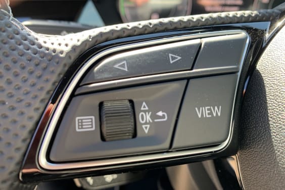 Audi A3 SPORTBACK NOUVELLE 45 TFSI E HYBRIDE RECHARGEABLE 272 S TRONIC 6 S LINE Blanc Arcona