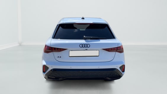 Audi A3 SPORTBACK NOUVELLE 45 TFSI E HYBRIDE RECHARGEABLE 272 S TRONIC 6 S LINE Blanc Arcona
