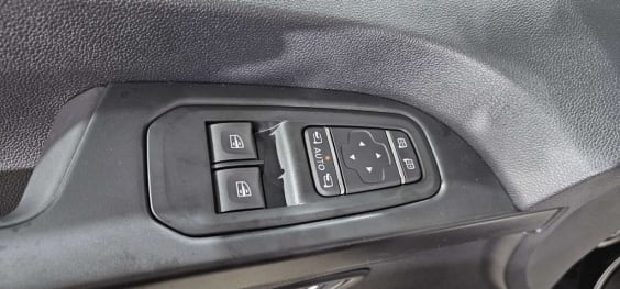 Renault TRAFIC CABINE APPROFONDIE TRAFIC CA BLUE DCI 170 L2H1 3T AUTO EXTRA Noir Perla