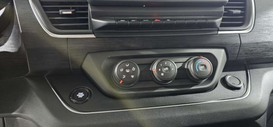 Renault Trafic Trafic Blue dCi 170 auto Techno Gris Comète