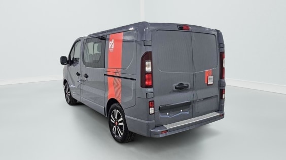 Renault TRAFIC CABINE APPROFONDIE TRAFIC CA BLUE DCI 170 L1H1 3T AUTO EXTRA Gris Urbain