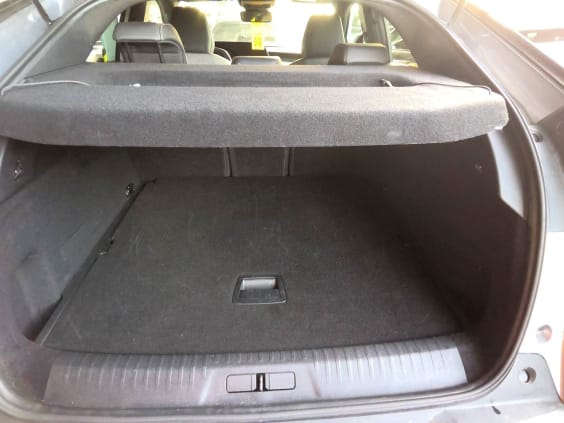 Peugeot 3008 Hybrid 136 e-DCS6 Allure gris artense