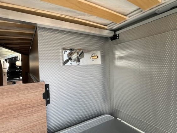 Campérêve MAGELLAN 746 PEUGEOT BOXER 2.2 L - 140 CV - BVA Blanc