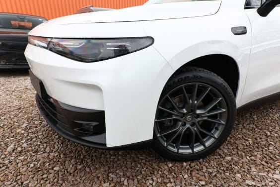 Leapmotor C10 REEV 215 DESIGN Blanc