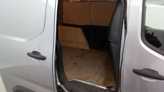 Citroën BERLINGO VAN M 650 BLUEHDI 75 S&S BVM5 CLUB Gris Acier