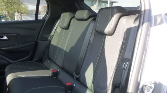Peugeot 208 Hybrid 145 ch e-DCS6 GT Gris Selenium