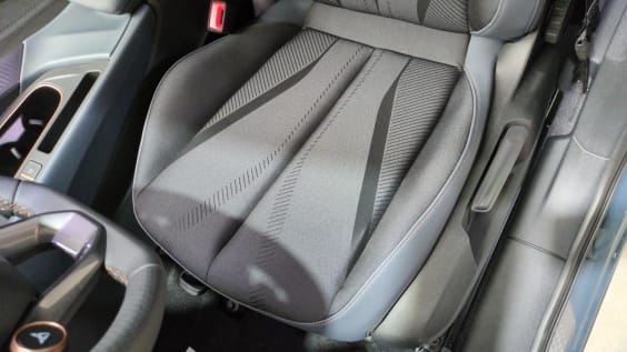Cupra Terramar Terramar 1.5 ETSI HYBRID 150 CH DSG7 V Bleu Fjord