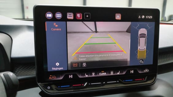 Cupra Terramar Terramar 1.5 ETSI HYBRID 150 CH DSG7 V Bleu Fjord
