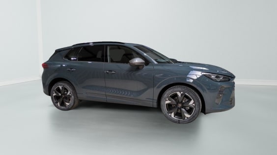 Cupra Terramar Terramar 1.5 ETSI HYBRID 150 CH DSG7 V Bleu Fjord
