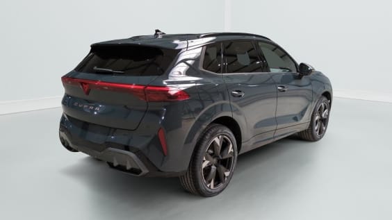 Cupra Terramar Terramar 1.5 ETSI HYBRID 150 CH DSG7 V Bleu Fjord
