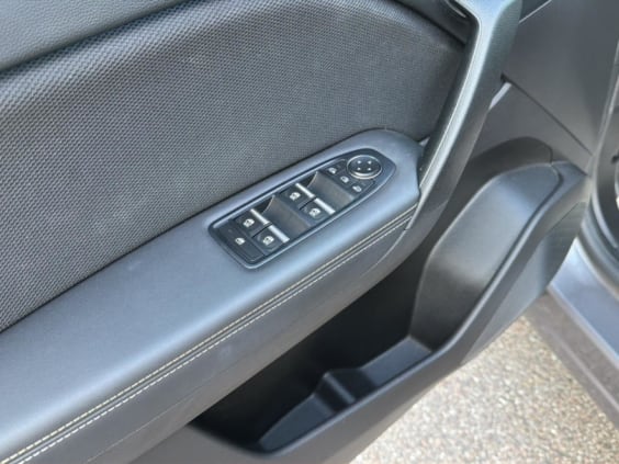 Renault SYMBIOZ 1.6 e-tech full hybrid 145 iconic Gris Cassiopée