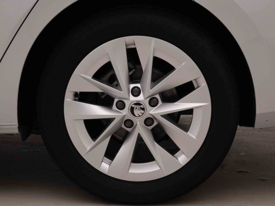 Skoda Octavia 1.5 TSI Hybrid 150 ch ACT DSG7 Selection Argent