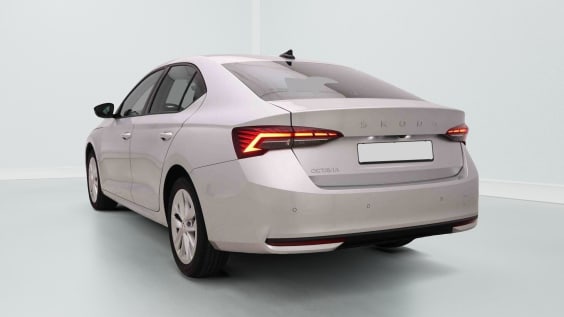 Skoda Octavia 1.5 TSI Hybrid 150 ch ACT DSG7 Selection Argent