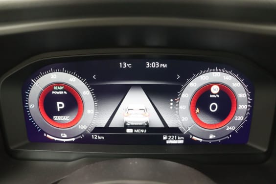 Nissan X-TRAIL TEKNA 5PL E4ORCE 211 HP Grey
