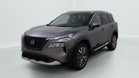 Nissan X-TRAIL TEKNA 5PL E4ORCE 211 HP Grey