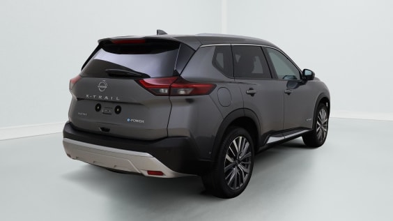 Nissan X-TRAIL TEKNA 5PL E4ORCE 211 HP Grey