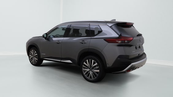 Nissan X-TRAIL TEKNA 5PL E4ORCE 211 HP Grey