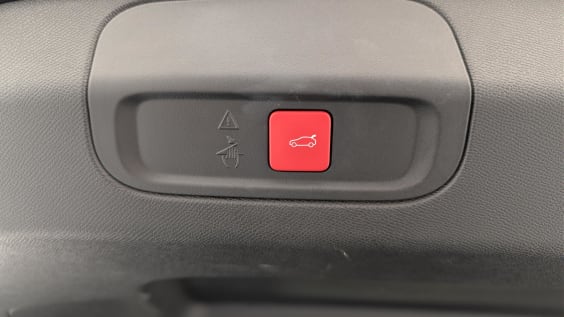 Peugeot 408 Hybrid 145 e-DCS6 GT Bleu Obsession