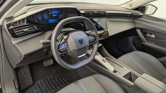 Peugeot 408 Hybrid 136 e-DCS6 Allure Noir Perla Nera