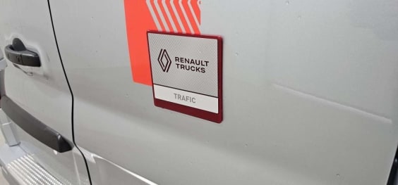 Renault TRAFIC FOURGON TRAFIC FG BLUE DCI 170 L1H1 3T AUTO EXTRA Gris Highland
