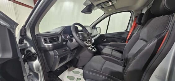 Renault TRAFIC FOURGON TRAFIC FG BLUE DCI 170 L1H1 3T AUTO EXTRA Gris Highland