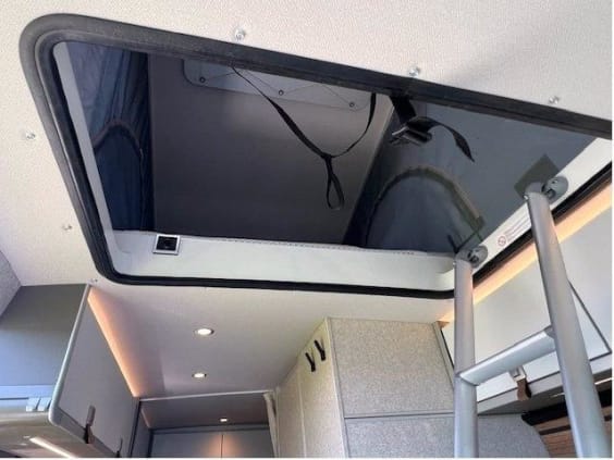 Hymer Camper Vans Grand Canyon S MERCEDES SPRINTER 4Matic  419 CDI 190 CV BVA 4x4 Gris Tenorite