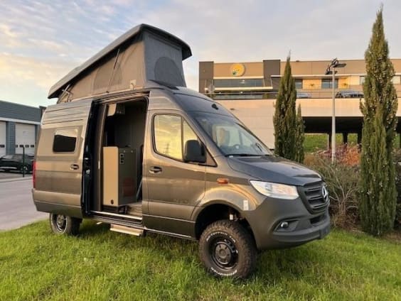 Hymer Camper Vans Grand Canyon S MERCEDES SPRINTER 4Matic  419 CDI 190 CV BVA 4x4 Gris Tenorite
