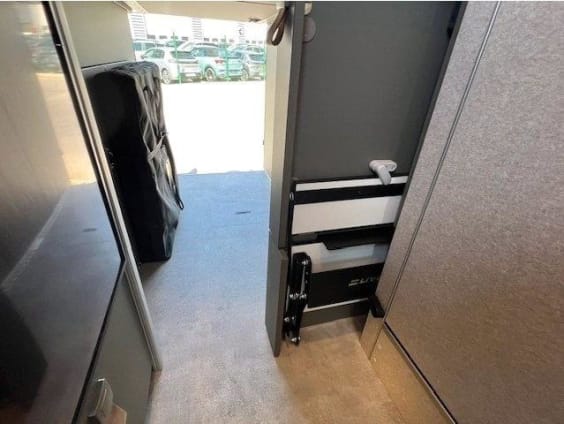 Hymer Camper Vans Grand Canyon S MERCEDES SPRINTER 4Matic  419 CDI 190 CV BVA 4x4 Gris Tenorite
