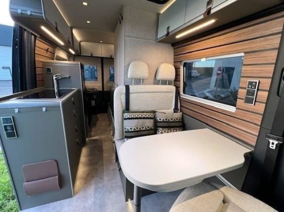 Hymer Camper Vans Grand Canyon S MERCEDES SPRINTER 4Matic  419 CDI 190 CV BVA 4x4 Gris Tenorite