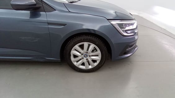 Renault Megane IV Berline Megane IV Berline E-Tech plug-in hybrid 160 Evolution Gris Titanium