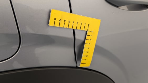 Peugeot 3008 Hybrid 145 e-DCS6 GT Gris Artense / Toit Noir