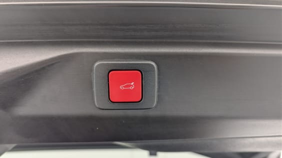 Peugeot 3008 Hybrid 145 e-DCS6 GT Gris Artense / Toit Noir