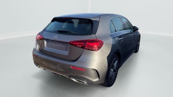 Mercedes-Benz CLASSE A Classe A 200 d AMG Line Montain Grey