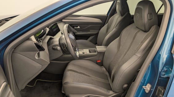 Peugeot 408 Hybrid 145 e-DCS6 GT Bleu Obsession
