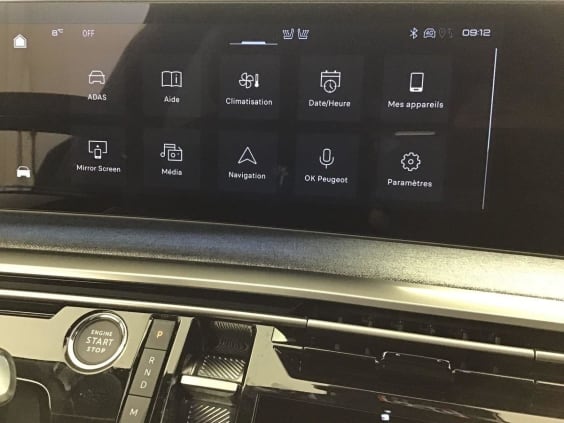 Peugeot 3008 Hybrid 145 e-DCS6 GT Blue Obsession