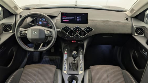 DS DS3 PureTech 100 BVM6 Performance Line Noir Perla Nera